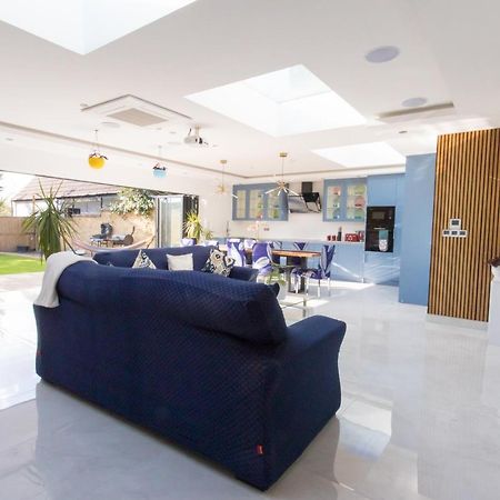 Legoland Heathrow Windsor Apartment Hotel 斯劳 外观 照片