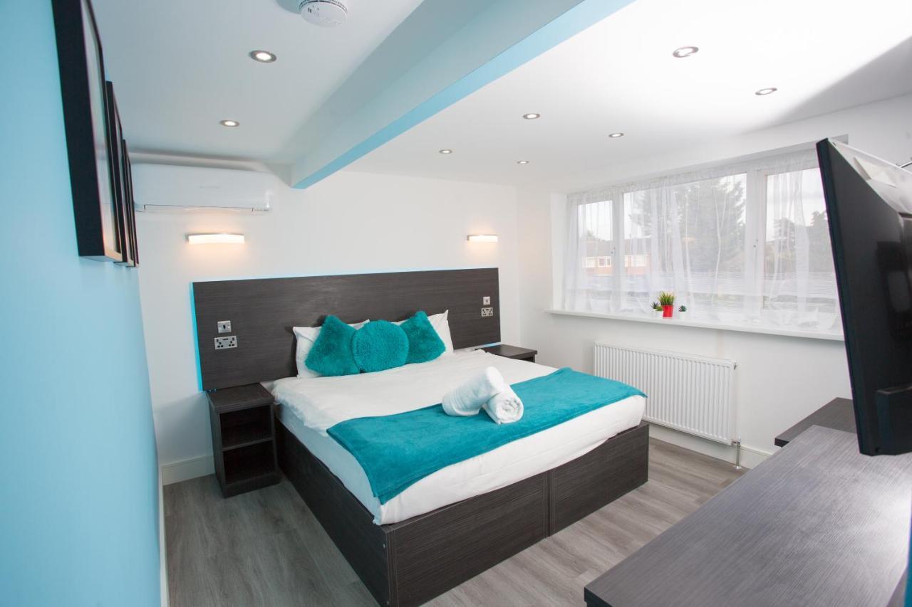 Legoland Heathrow Windsor Apartment Hotel 斯劳 外观 照片