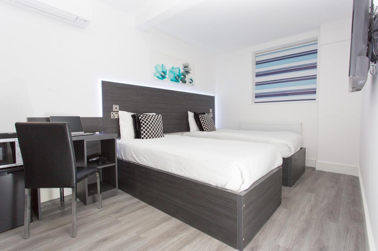 Legoland Heathrow Windsor Apartment Hotel 斯劳 外观 照片