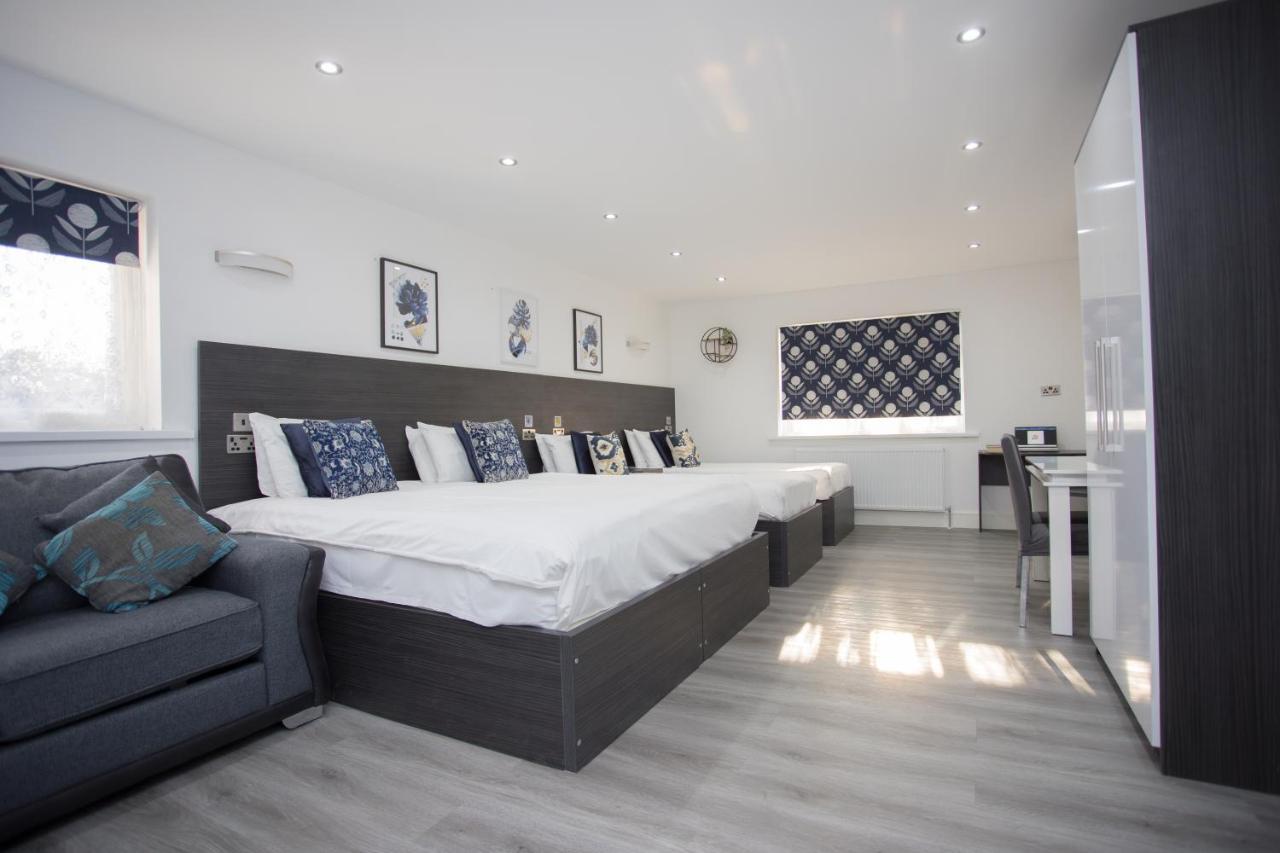 Legoland Heathrow Windsor Apartment Hotel 斯劳 外观 照片