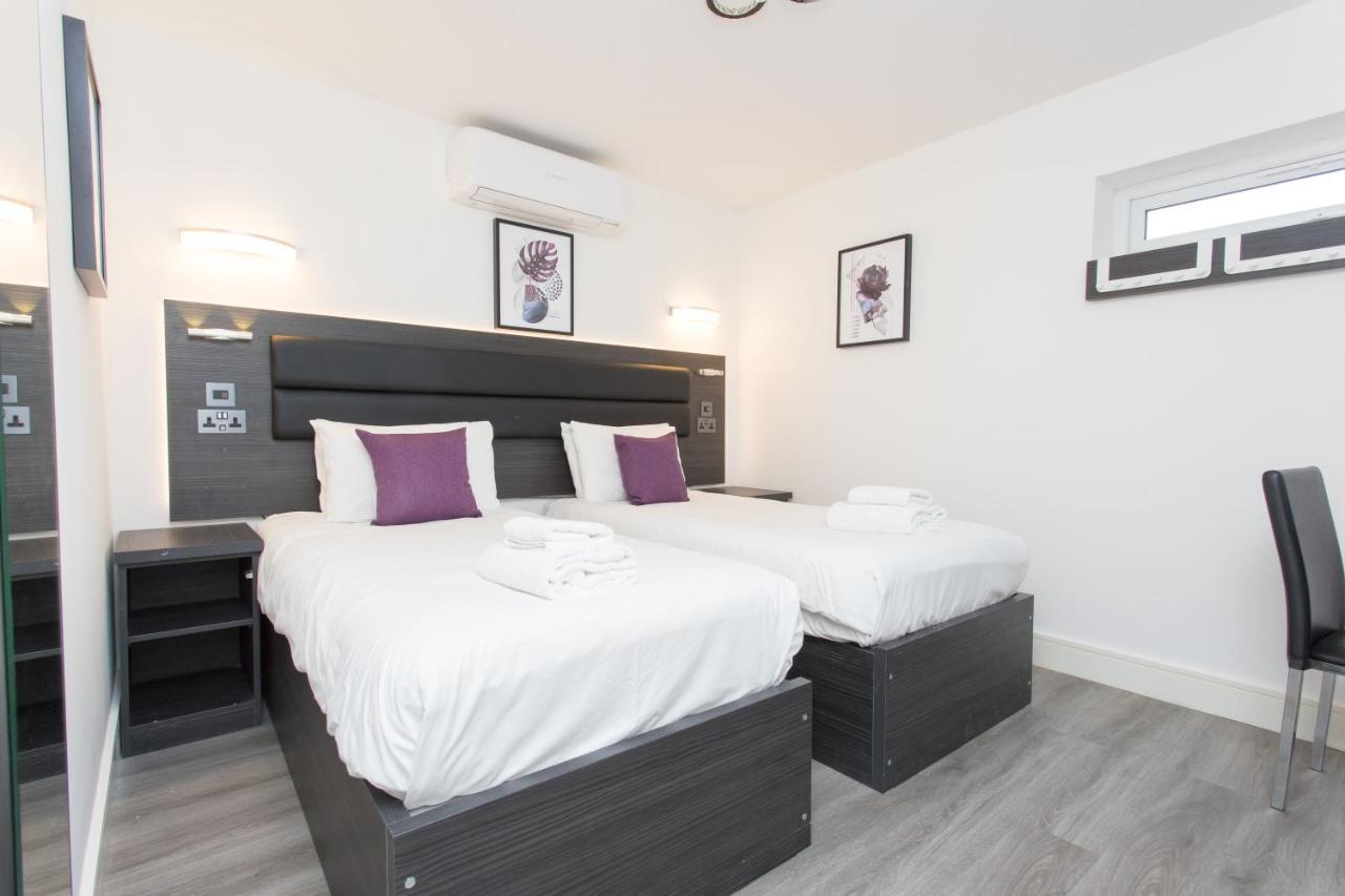 Legoland Heathrow Windsor Apartment Hotel 斯劳 外观 照片
